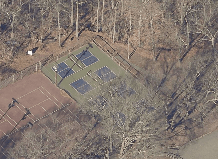 Edgewood Bath and Tennis Club - Image 2