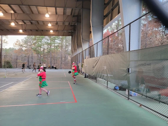 Promenade Tennis Club - Image 2