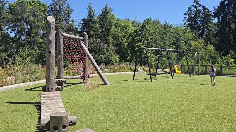 Westside Park Pickleball Court - Image 2