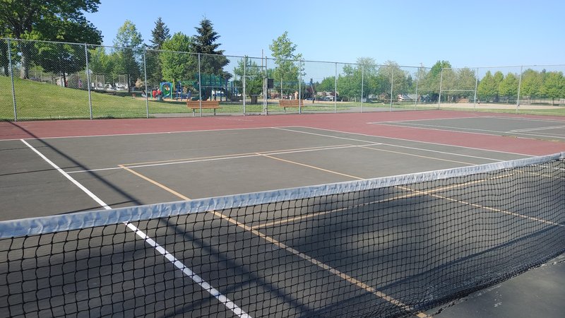 Vassault Park Pickleball and Tennis Courts thumbnail