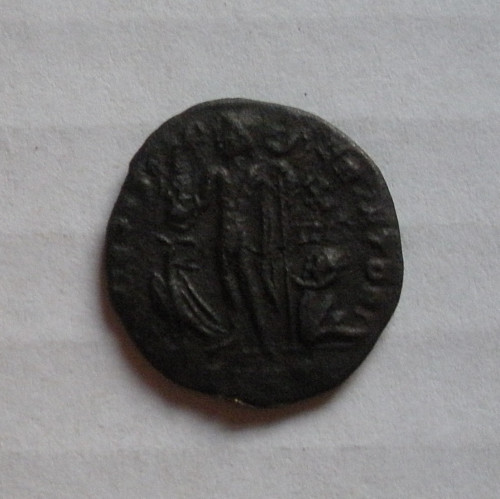 Roman Coin B11