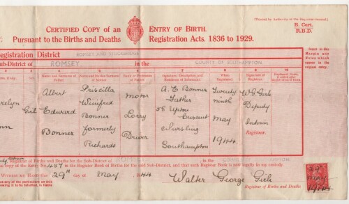 uk-marilyn-birth-cert.jpg