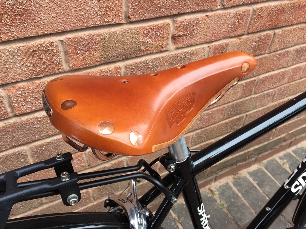 Brooks B17 Special saddle in Honey