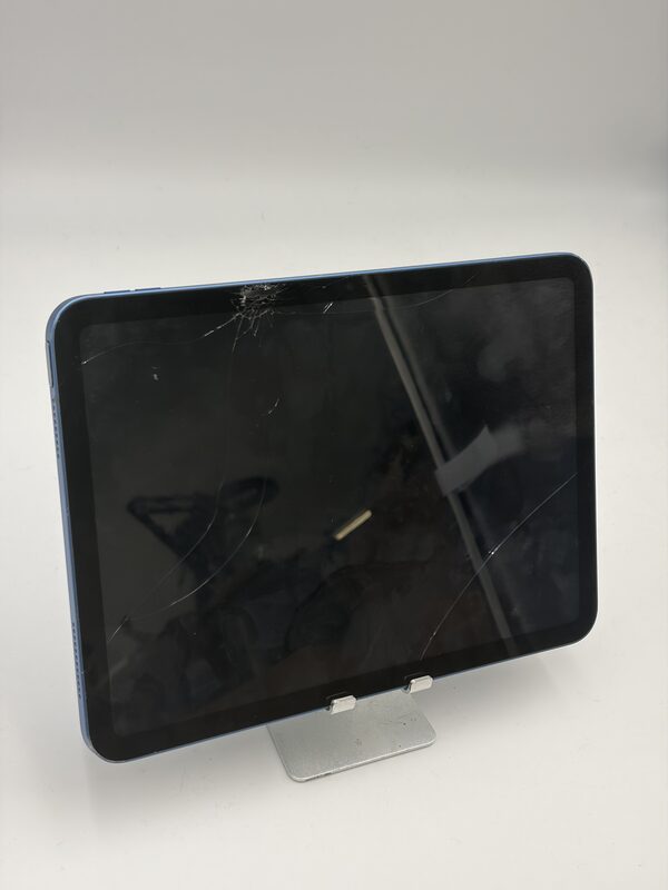 ipad 10th gen ipad 10th gen cracked glass screen replacement before repair