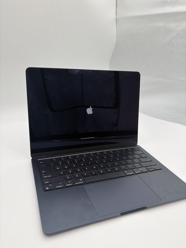 macbook macbook cracked lcd screen replacement after repair