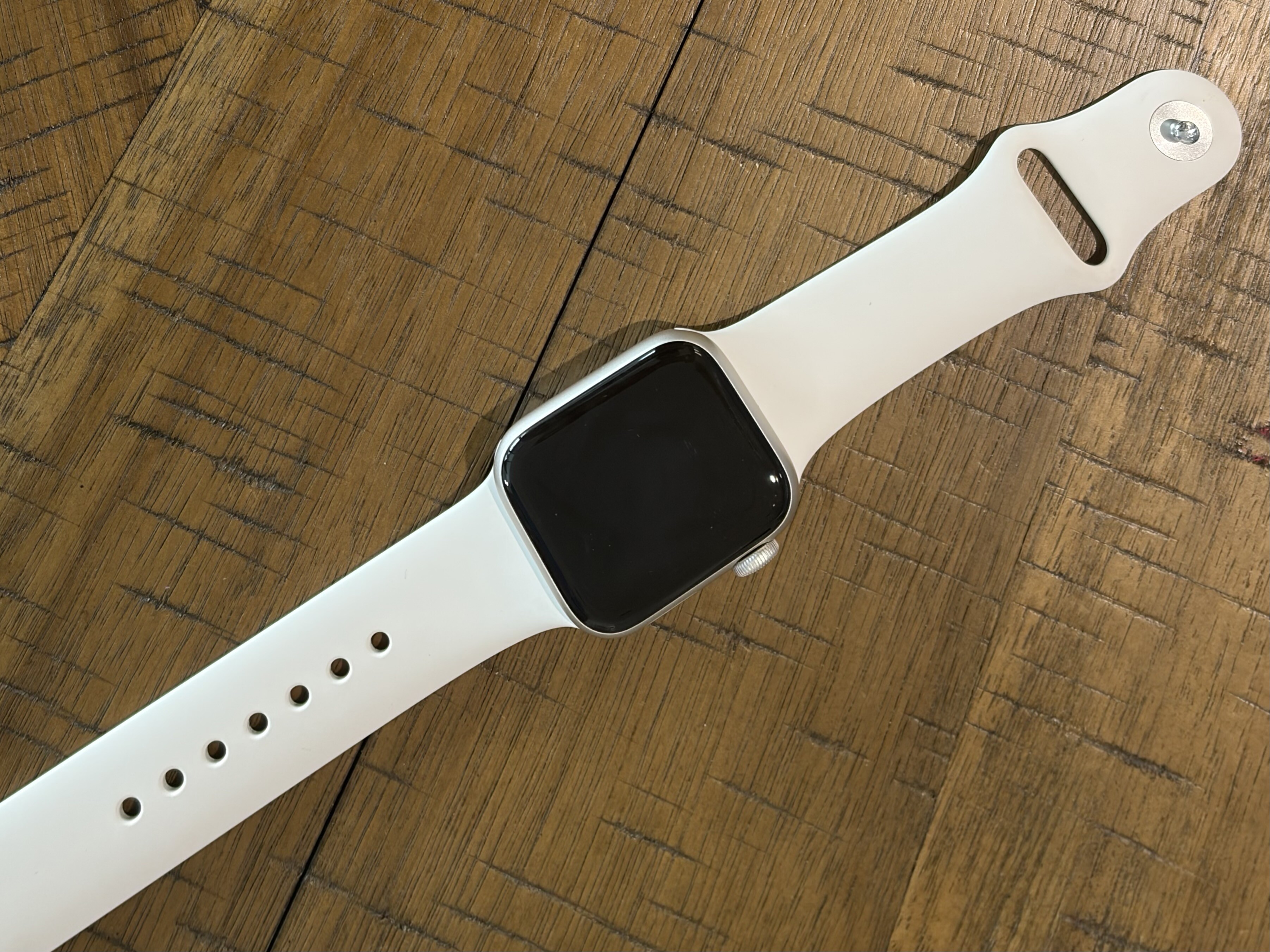 Apple Watch Series SE (3rd Gen) (40MM) for sale