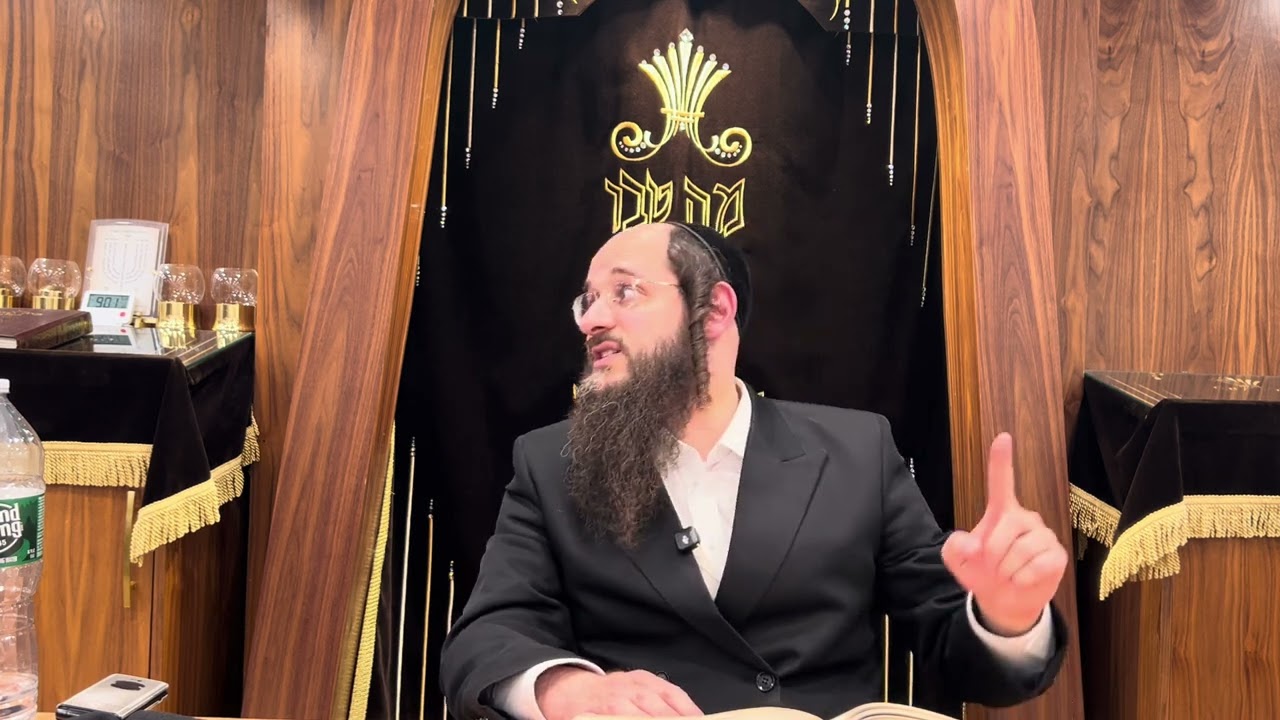Mishnah Berurah 66,8.2 Hatzolah member that ran out after Krias shmah
