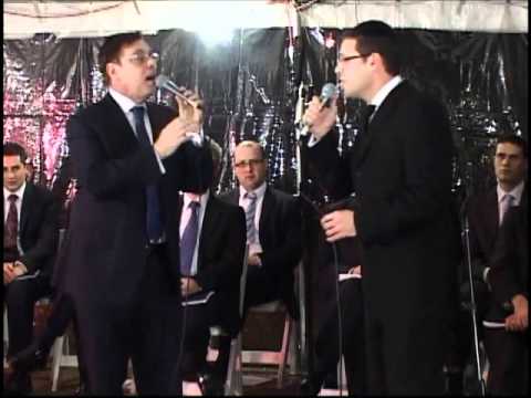 Achiezer: Chazan Avromi Freilich sings with Chazan Moshe Schulhof