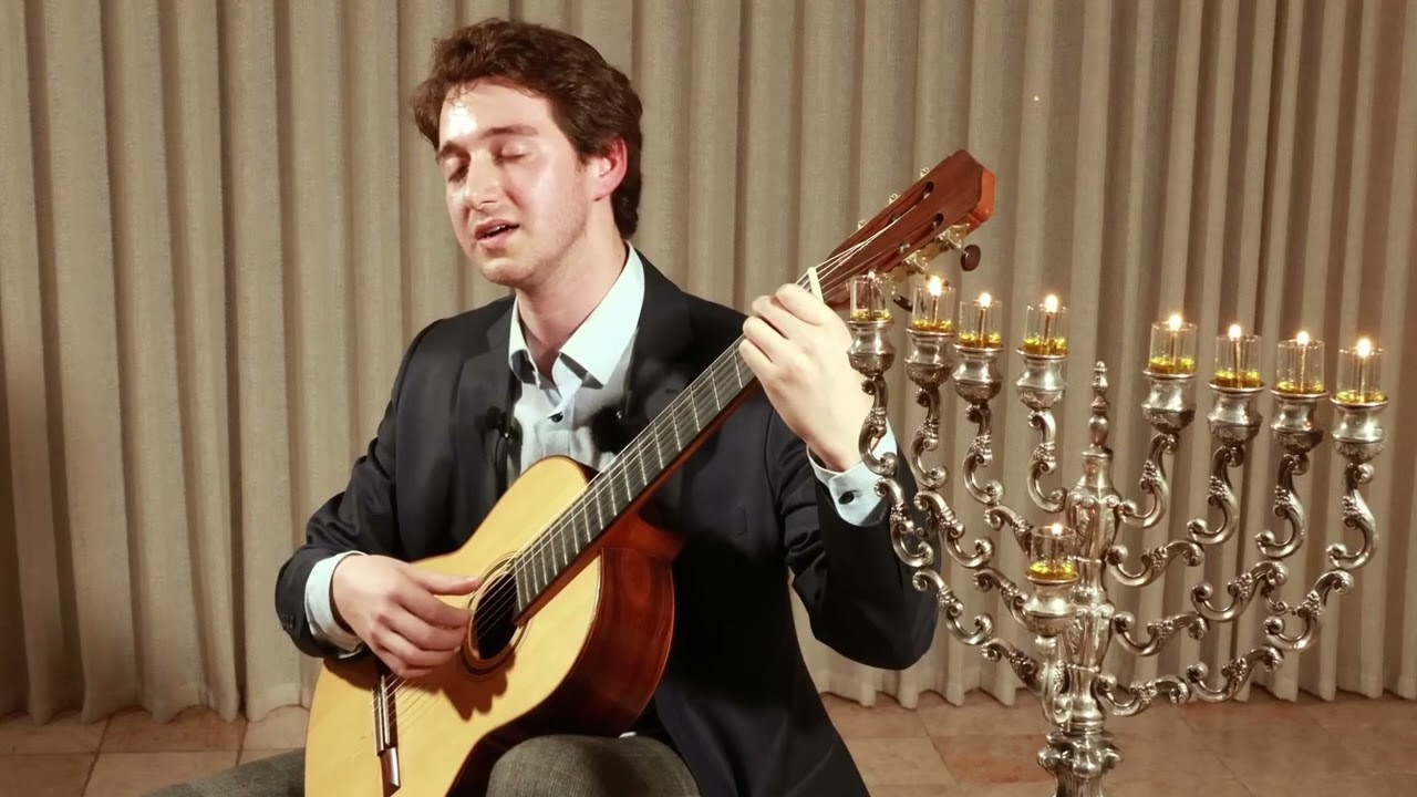 David Frankel: The Flickering Lights - הנרות הללו