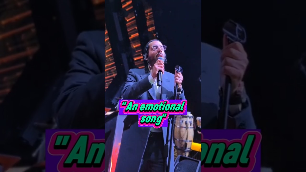 רגע מרגש לשיר מיוחד #livemusic