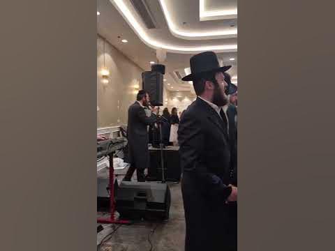 שבעינו ברסלב שרולי וינברגר יוסי פולצק מקפיצים בחתונה
