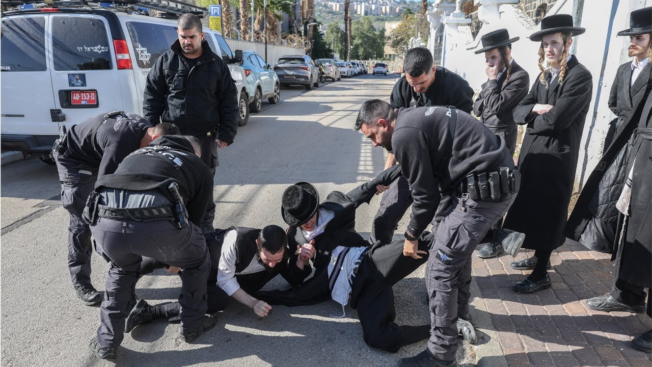 עימותים ומעצרים בהפגנת חרדים נגד הגיוס לצה''ל | Clashes and Arrests at Ultra-Orthodox Draft Protest