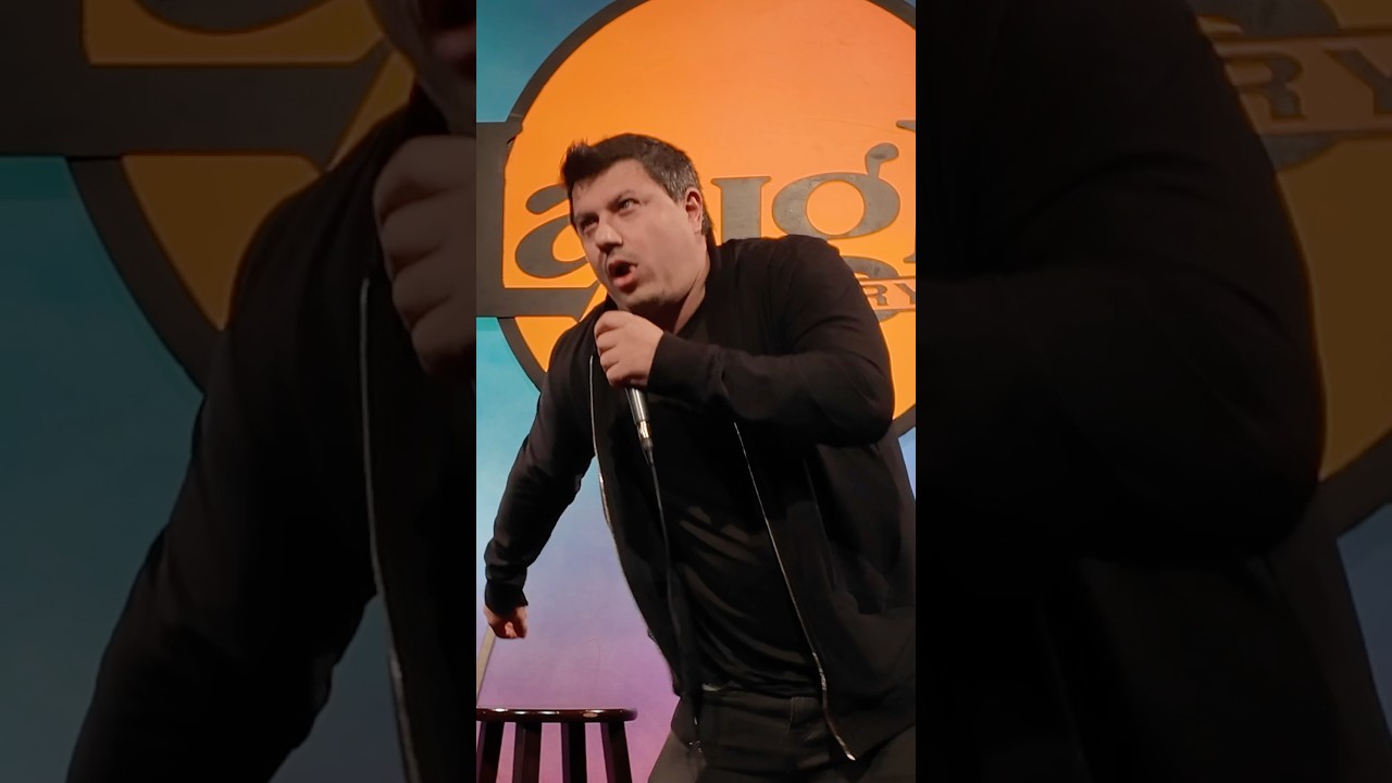 Roasting Los Angeles #shorts #standupcomedy #comedy #standup #losangeles