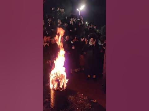 האדמו"ר מנדבורנה בית''ר בהדלקה במירון