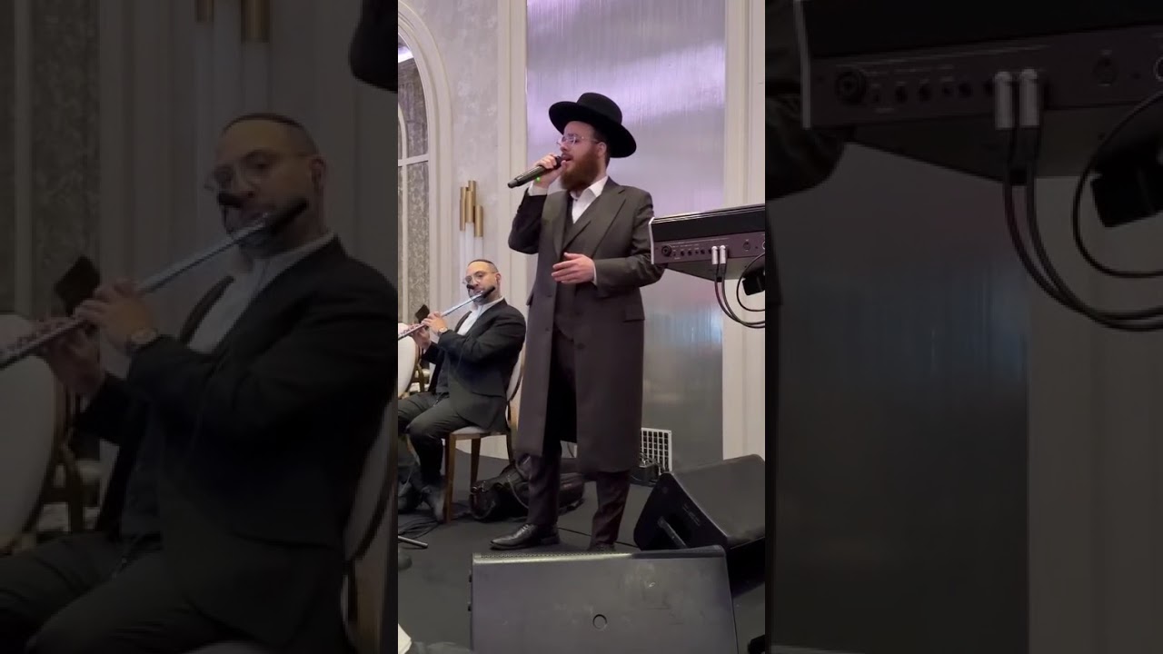 Chuppah: Hershy Langsam 🎹 Yidi Bialostozky 🎤