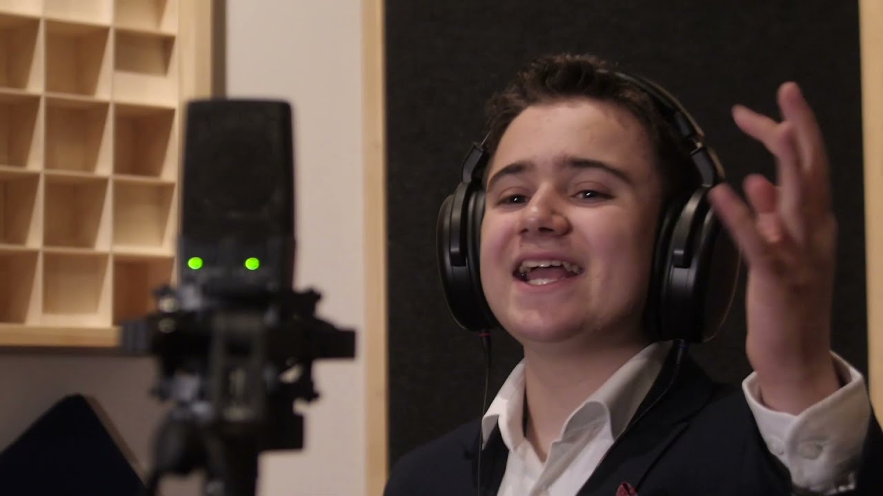 Favourites Medley - Jeremy Dahan & Eitan Freilich **  Barmitzvah Clip