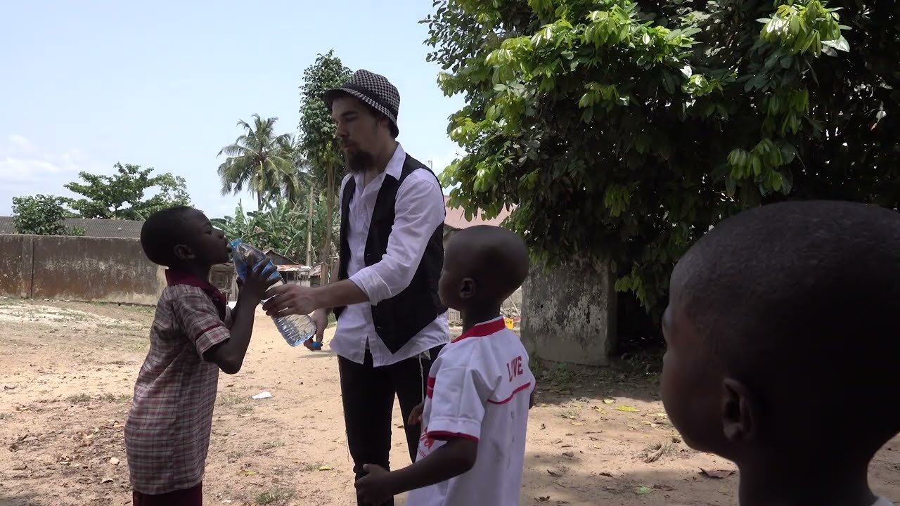 The Twins from France in AFRICA (trailer)