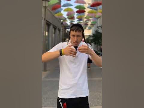Card manipulation😱 #card #cardtricks #magician #funny