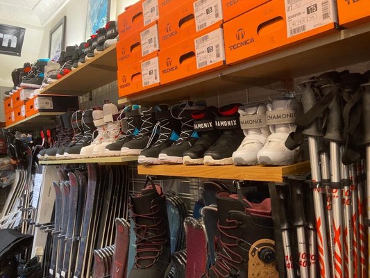 Ridgeline Ski & Pickleball thumbnail