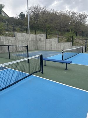 Pickleball courts thumbnail