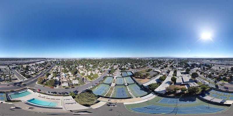 Bakersfield Racquet Club - Image 3