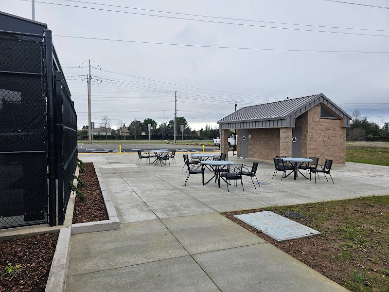 The Courts at Gibson Park - Image 2