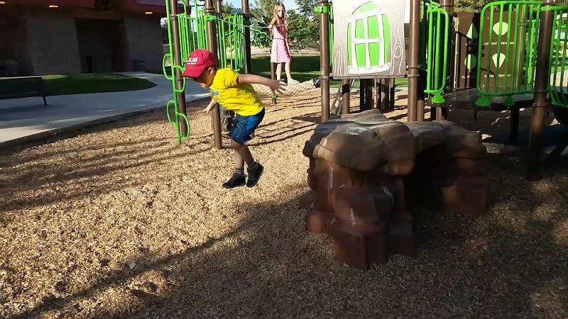 Lincoln Park - Image 2