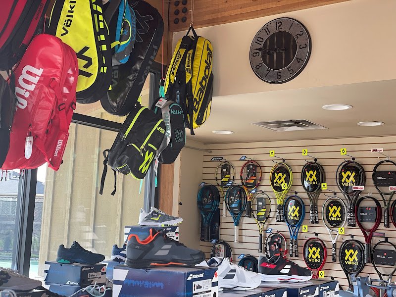 Highland Meadows Racquet Club - Image 2