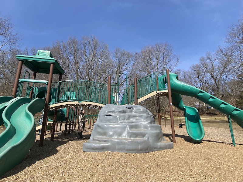 Meckauer Park - Image 2