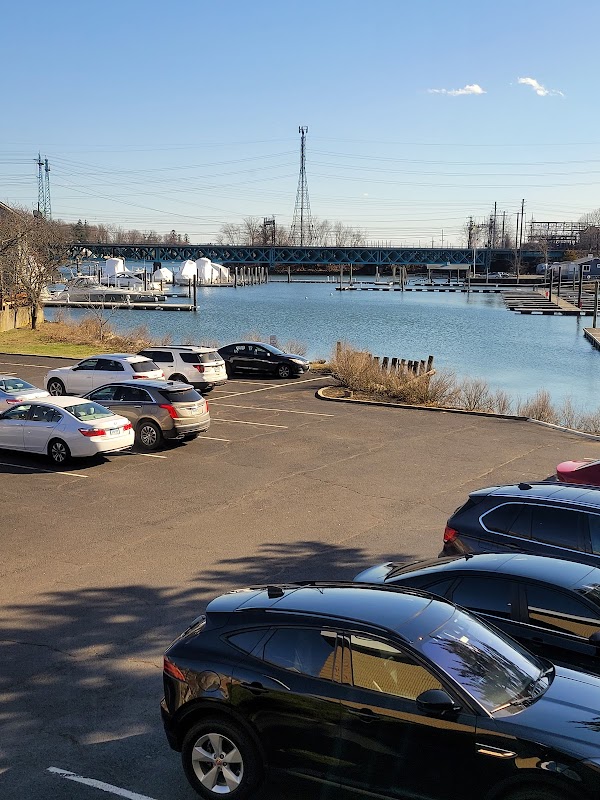 Greenwich Racquet Club - Image 2