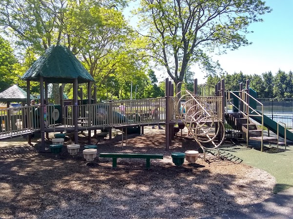 Eisenhower Park - Image 3