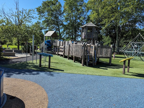 Dickinson Memorial Park thumbnail