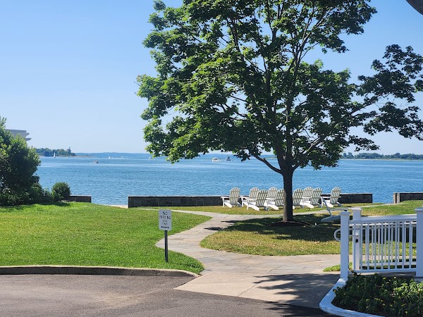 Shore & Country Club - Image 2