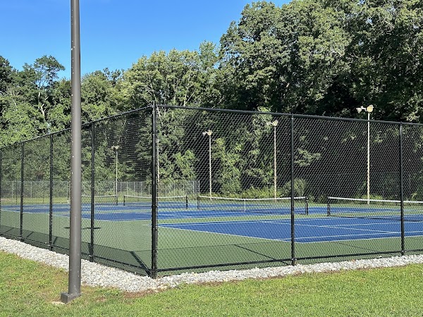 Armstrong Tennis Courts - Image 3