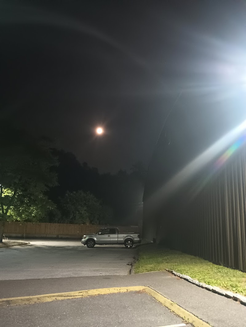 Four Seasons Racquet Club - Image 2