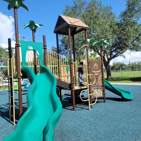 Pelican Landing Community Center thumbnail