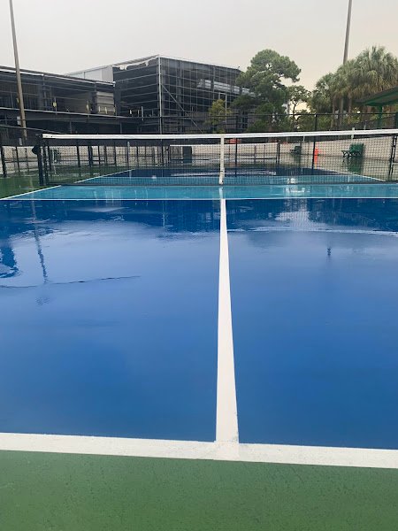 Holiday Park - Image 2