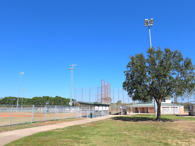 Mitchell Ellington Park - Image 3