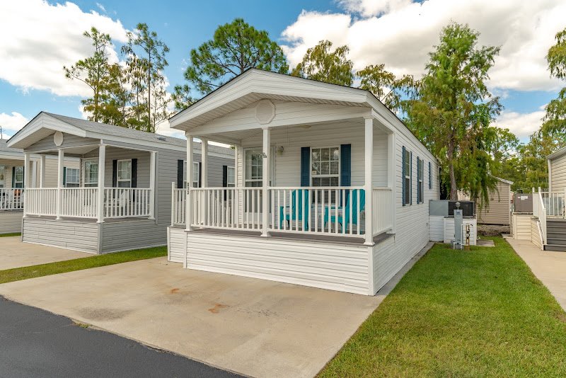 Club Naples RV Resort thumbnail