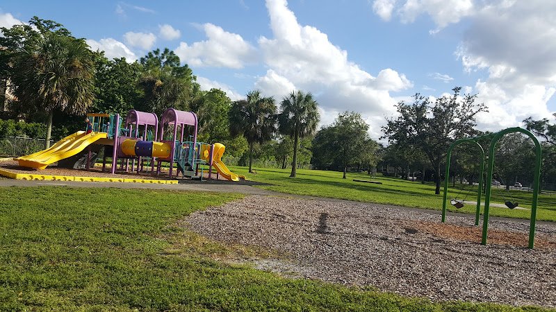 Plantation Central Park - Image 3