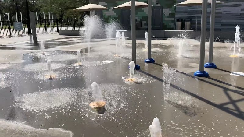 Julian B Lane Riverfront Park - Image 2