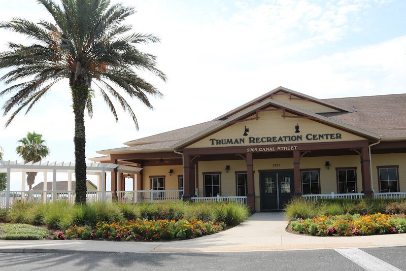 Allamanda Pool & Recreation Center thumbnail