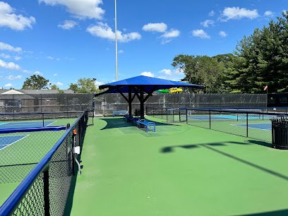 Pickleball courts thumbnail