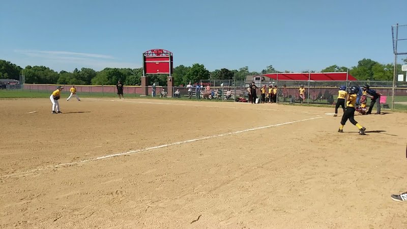 Mundelein Park & Recreation Center - Image 2