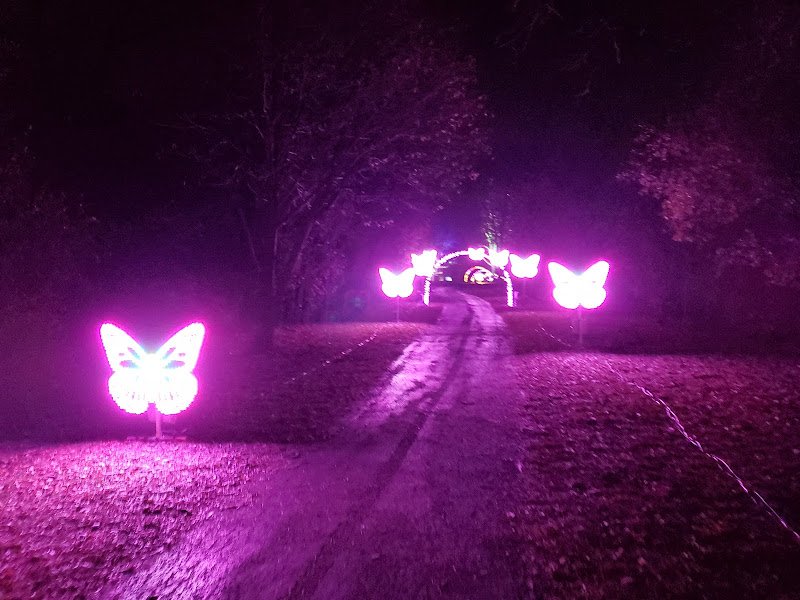 Oak Brook Pickleball Courts - Image 3
