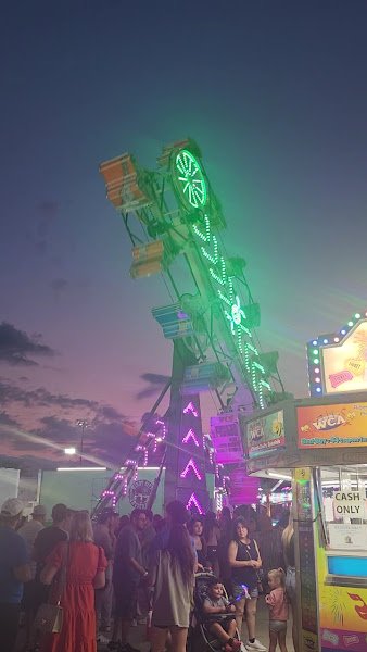 Cene's Four Seasons Park - Image 2