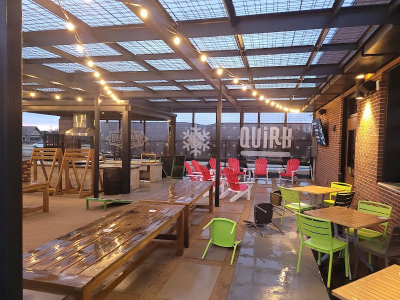 Chicken N Pickle- Overland Park thumbnail