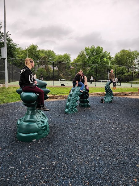 Listowel Park - Image 3