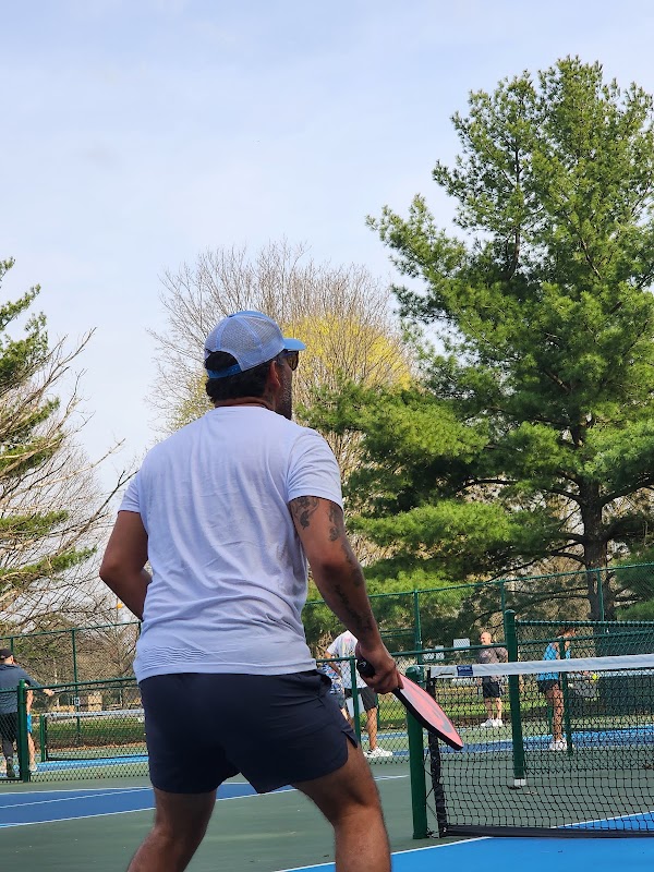 Tom Sawyer Tennis Courts - Image 2