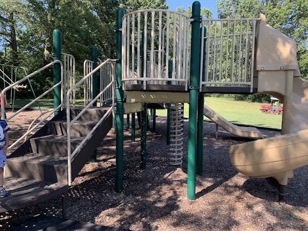 Auburndale Park - Image 2